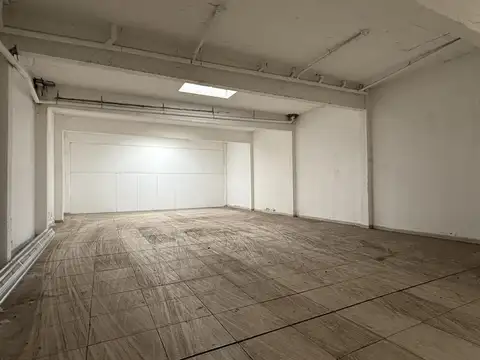 Local en Alquiler 60 años