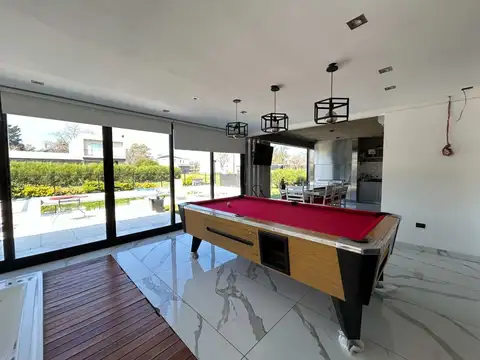 Casa 4 ambientes con 3 baños