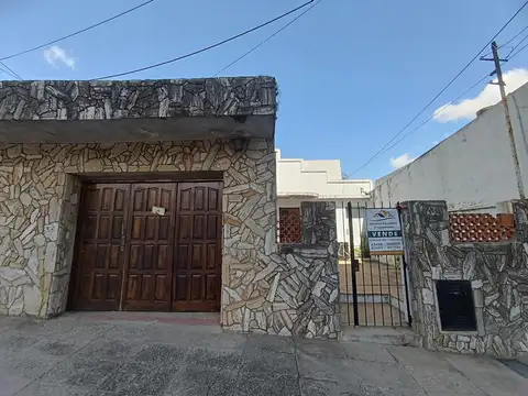 Casa Centrica en Venta.