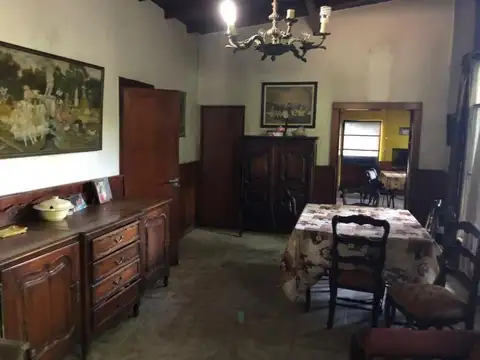 Int. juan Irigoin 100