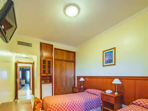 Hotel en Venta en Santa Rosa, USD 2.080.000