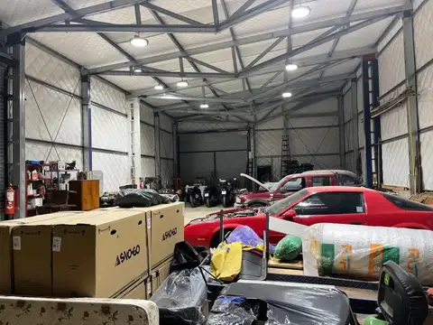 Galpon en Alquiler en Joaquin Gorina, $ 1.800.000