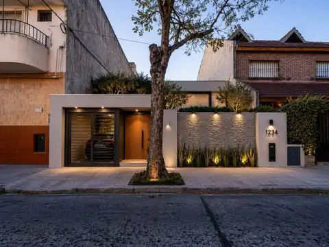 CASA A REFACCIONAR EN VENTA – GRAN OPORTUNIDAD PARA RECICLAR LOTE 8,66 m DE FRENTE x 18,40 de f...