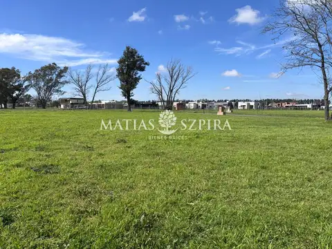 Venta de lote central en Prados del Oeste