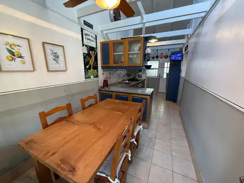 Casa en Venta con 1 cochera