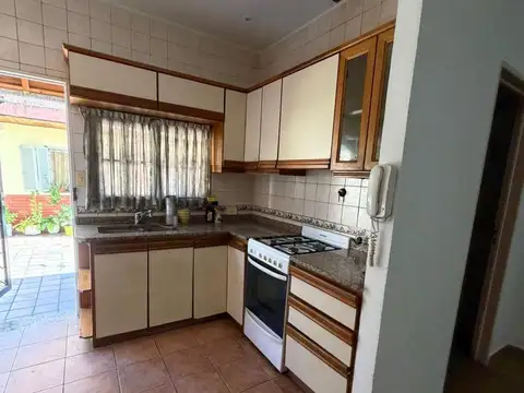 Depto Tipo Casa 3 ambientes con 1 baño