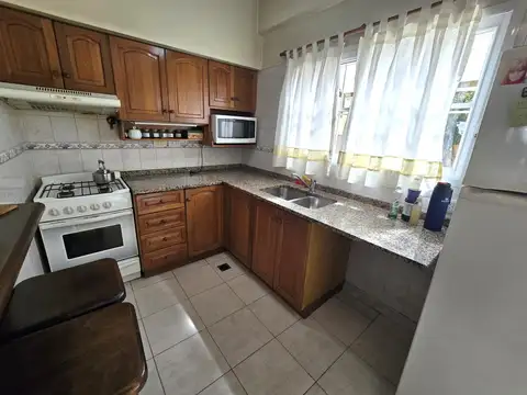 Depto Tipo Casa 3 ambientes con 1 baño