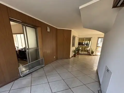 Depto Tipo Casa en Venta de 7 ambientes