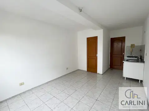 Avenida Pellegrini 2700, Piso 03