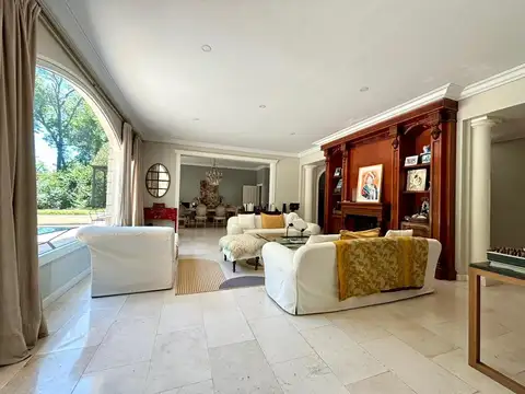 Venta casa 10 amb. en Golf Club Argentino, Pilar.