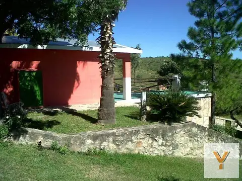 Casa en venta - 2 Dormitorios 1 Baño - Cochera - 970Mts2 - Mayu Sumaj, Córdoba