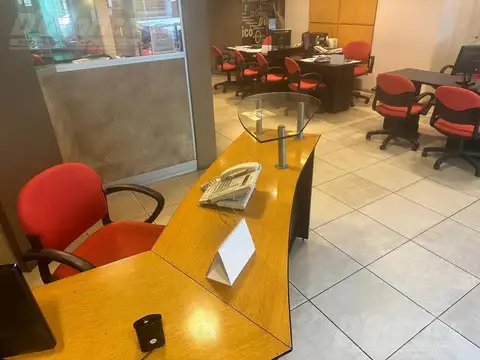 Local en Venta 40 años