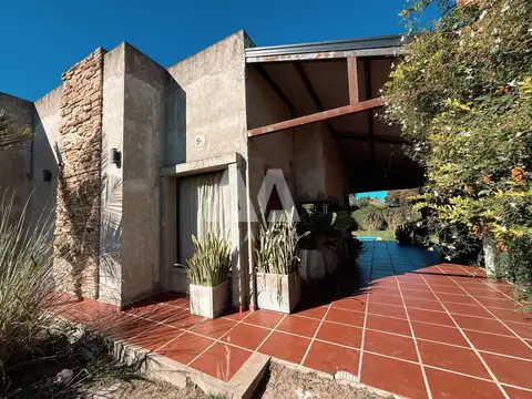 Hermosa Casa en Venta en Ruta 1