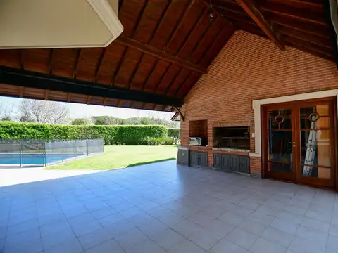 Casa en Venta de 5 dormitorios