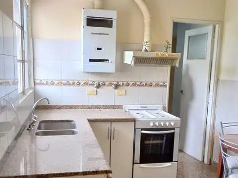 Depto Tipo Casa en Alquiler de 3 ambientes