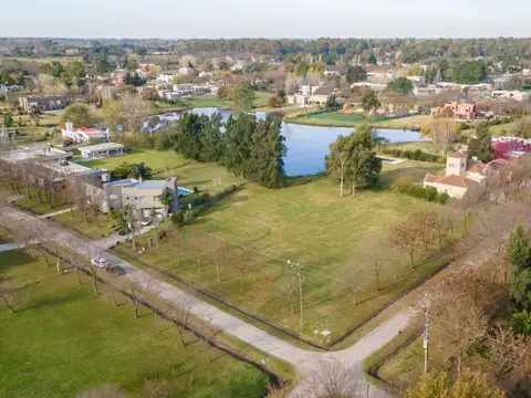 Terreno en Venta en Fincas de San Vicente, USD 160.000