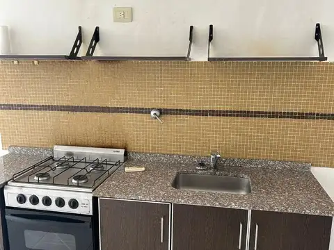 Departamento 1 ambiente con balcon al frente