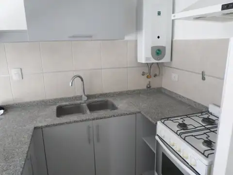 Depto Tipo Casa en Alquiler en Munro, $ 550.000