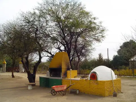 Campo en Venta con Alambrado