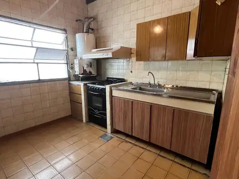 Depto Tipo Casa en Venta con 1 cocheras