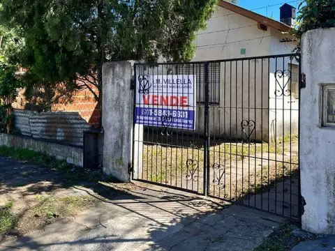 Casa en alquiler en José León Suarez!