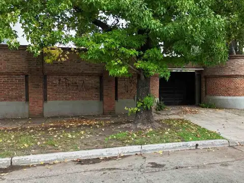 CASA 4 Amb. y CASA 2 Amb. y Quincho VENTA L.ZAMORA