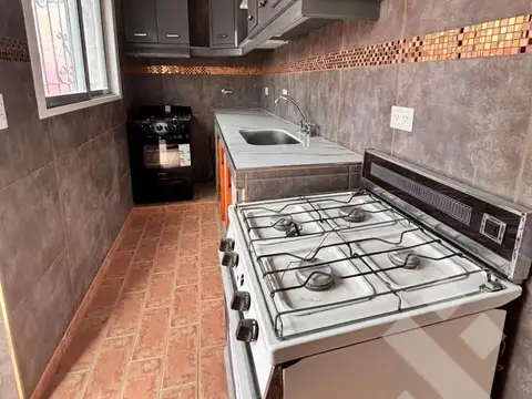 En alquiler | departamento de 2 dormitorios | zona centro | plottier