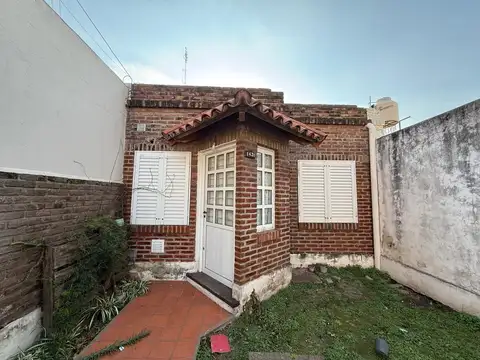 Vendo casa 2 dormitorios