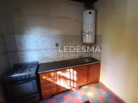 CASA PH 4 AMBIENTES CON PATIO A REFACCIONAR