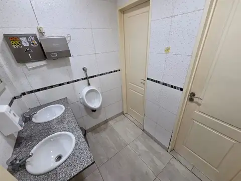 Local en Venta 41 años