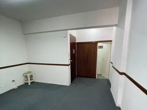 Oficina en Alquiler 40 años