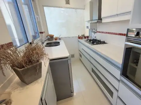 Departamento 5 ambientes con 2 baños