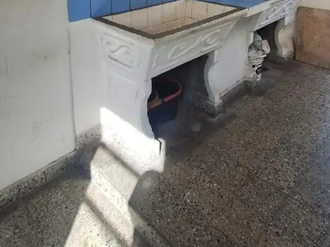 VILLA LURO NORTE.SAN BLAS 5100.DTO.4 AMB.PRIMER PISO POR ESC