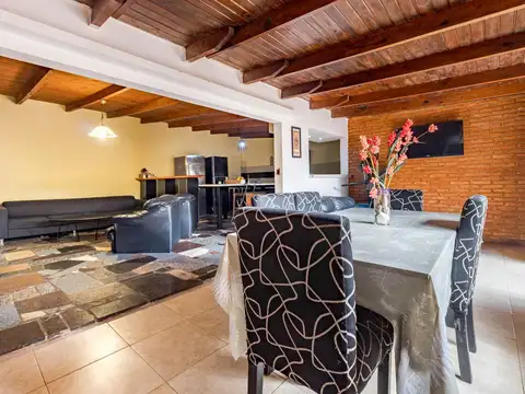 Casa en Venta al Este
