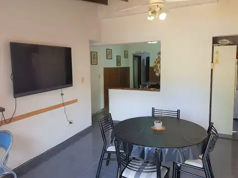 VENTA CASA 6 AMB-2 VIV-HAEDO-