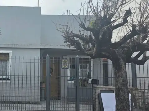 VENTA CASA MULTIFAMILIAR JARDIN GARAGE