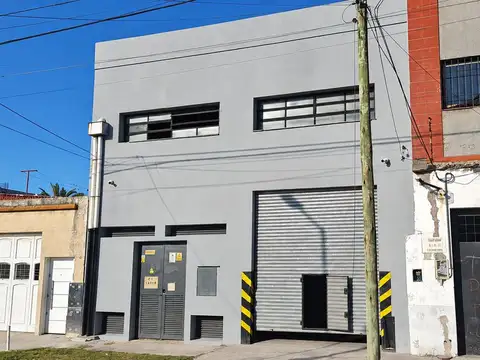 Almirante Cordero  al 4900