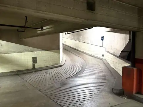 VENTA, COCHERA FIJA, MICROCENTRO