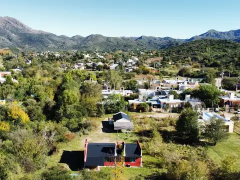 Casa 6 ambientes con 3 baños