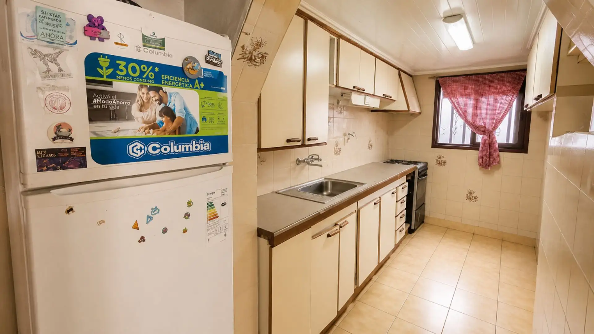 VENTA PH ATRAS 4 AMB C/DEPEND, QUINCHO y GARAGE