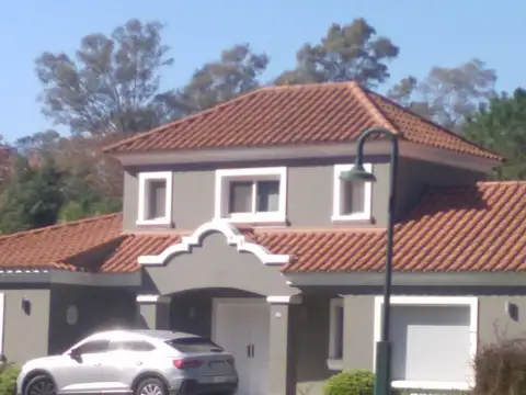 Venta casa en La Peregrina UF 95 Y 96 100