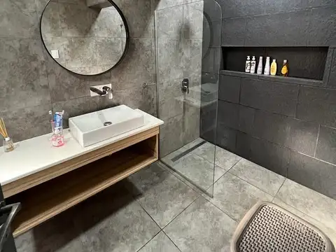 CASA QUINTA 3 DORM. 3 BAÑOS - BARRIO DEL CARMEN - LOBOS