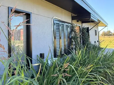 Casa en Venta en Club de Campo Las Hojas, USD 115.000