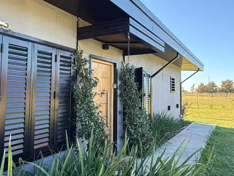 Casa en venta, Club de Campo Las Hojas, Marcos Paz.