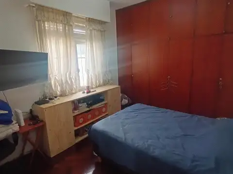 Avenida Monroe 2200, Piso 1