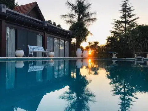 Casa 6 ambientes con 3 baños