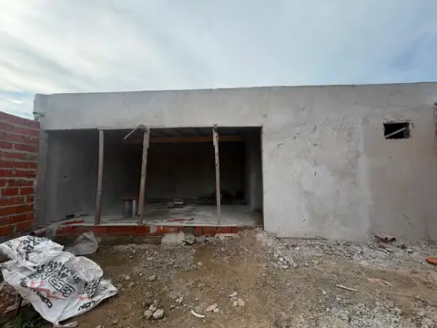 Casa en Venta en Carlos Spegazzini, USD 27.000