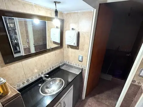 Local en Alquiler en Villa Lynch, $ 2.400.000