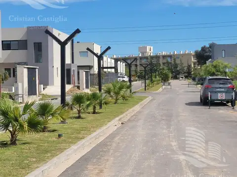 Casa en Alquiler Temporal en Springpark, USD 1.800