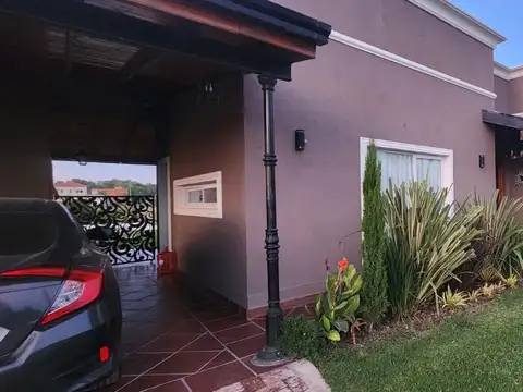 EXCLUSIVA CASA CON PSCINA EN FINCAS SAN VICENTE SPORTING